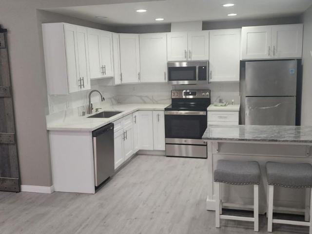 Apartment for rent in Long Beach, California