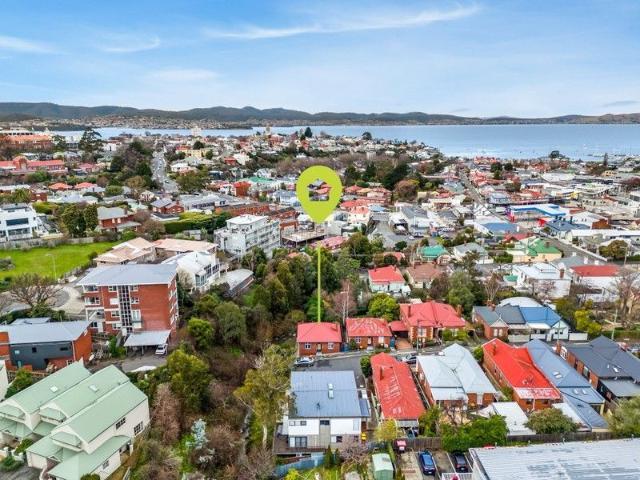 House for sale in Sandy Bay
