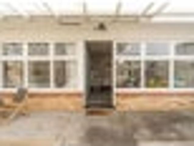 Townhouse for rent in Te Papapa, Maungakiekie-Tāmaki