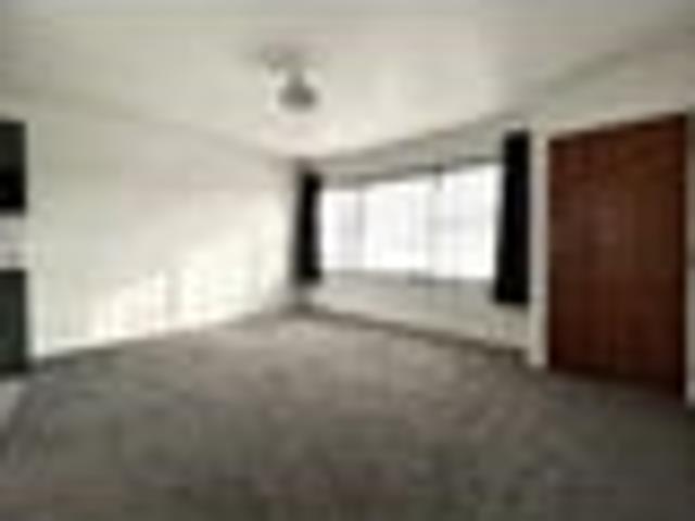 Apartment for rent in One Tree Hill, Oroua County
