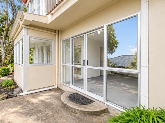 Apartment for rent in Oranga, Maungakiekie-Tāmaki