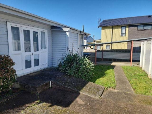 House for rent in Oranga, Maungakiekie-Tāmaki