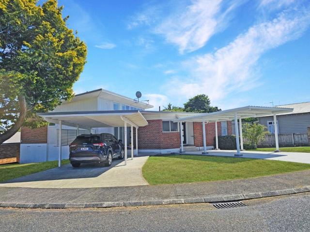 House for rent in Royal Oak, Oroua County