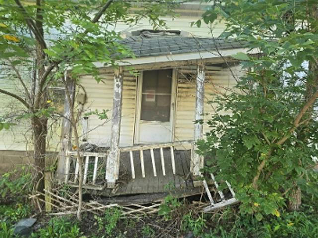 House for sale in Hooker, Concord Township