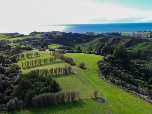 House for sale in Onekaka, Tasman