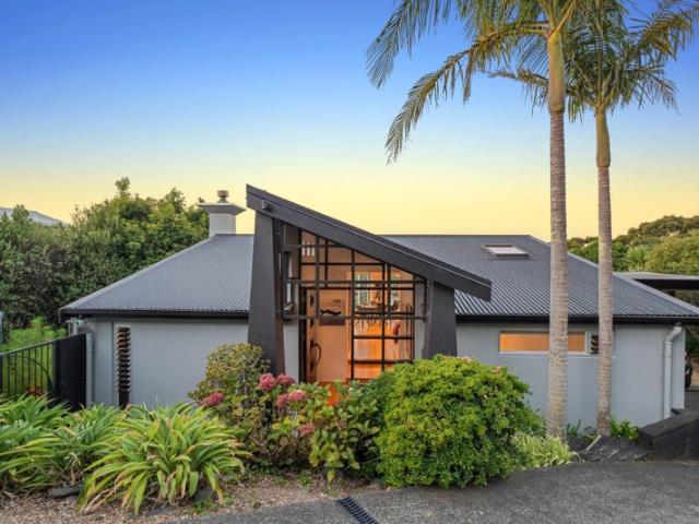 House for rent in Waiheke, Omiha
