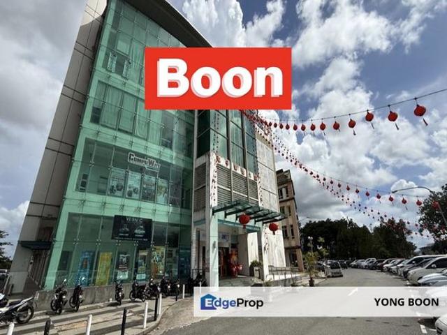 Shop for rent in Kuching