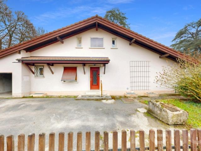 Einfamilienhaus kaufen in Onex