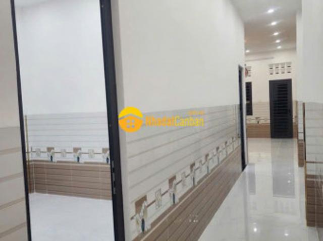 Nhà mặt phố bán