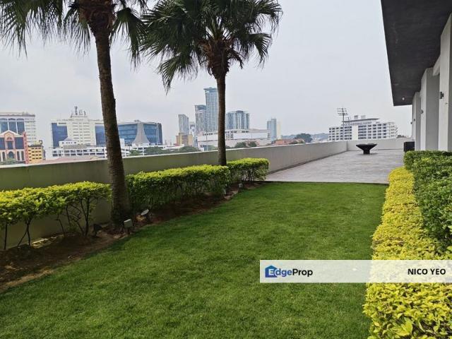 Condominium for rent in Malaka
