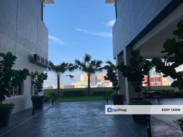 Condominium for rent in Malaka