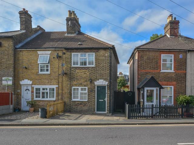 Apartment for rent in Navestock Side, Essex
