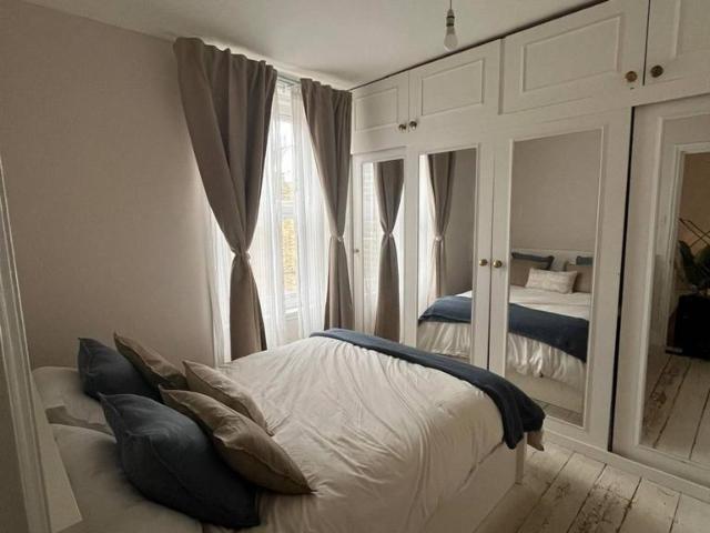 Apartment for rent in West Kensington, Greater London