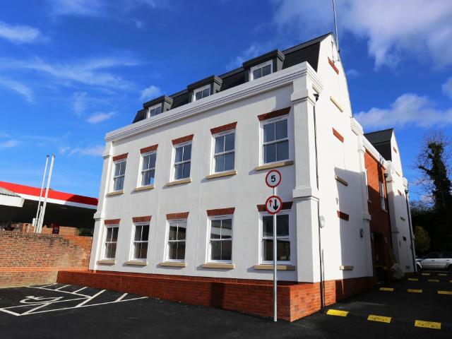 Apartment for rent in Town Centre, Roby Mill