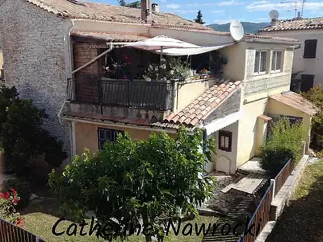 Maison vente à Forcalquier, Ongles