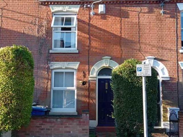 House for rent in Heigham Grove, East Bank