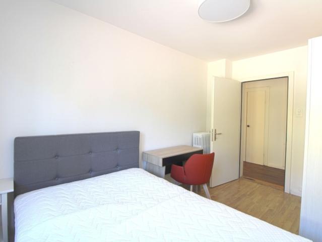 Zimmer mieten in Einigen, Zürich
