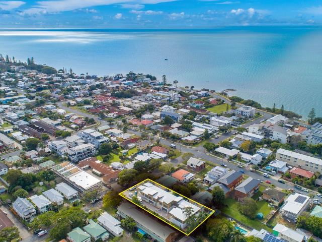 Townhouse for sale in Toombul, Queensland