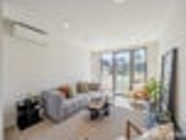 Townhouse for sale in Days Bay, Wellington