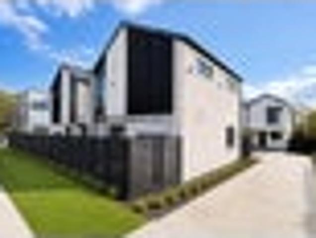 Townhouse for sale in Owhata, Oroua County