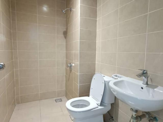 Room for rent in Petaling, Alam Impian