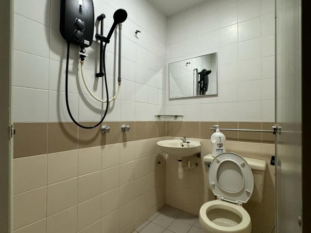 Room for rent in Country Heights Damansara, Kuala Lumpur