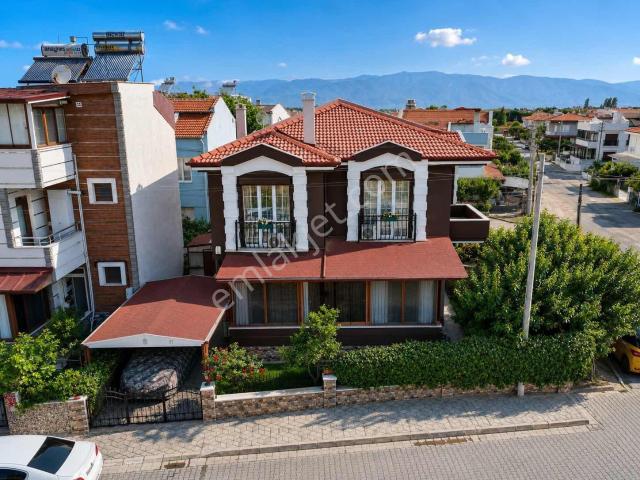 Burhaniye, Balikesir içerisinde satılık Villa