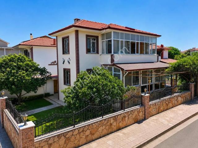 Burhaniye, Balikesir içerisinde satılık Villa