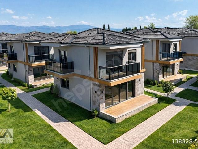 Burhaniye, Balikesir içerisinde satılık Villa
