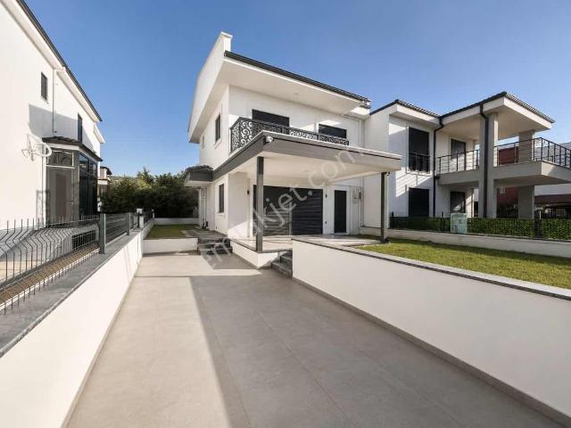 Burhaniye, Balikesir içerisinde satılık Villa