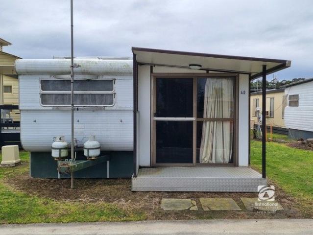 Apartment for sale in Lakes Entrance, Victoria