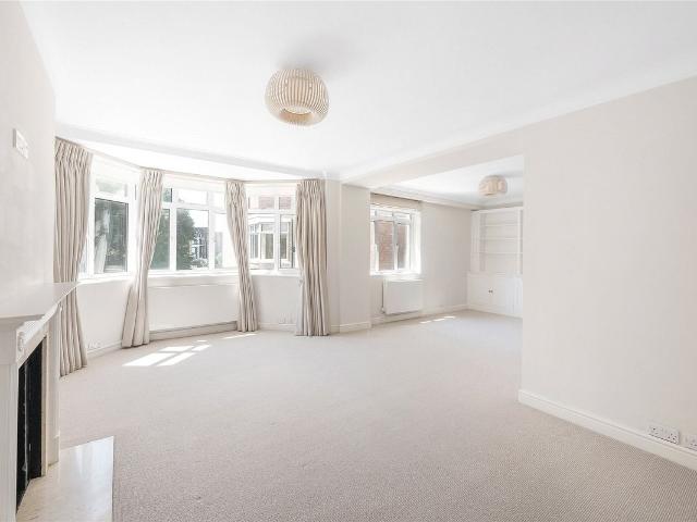 Apartment for rent in Brompton, Greater London