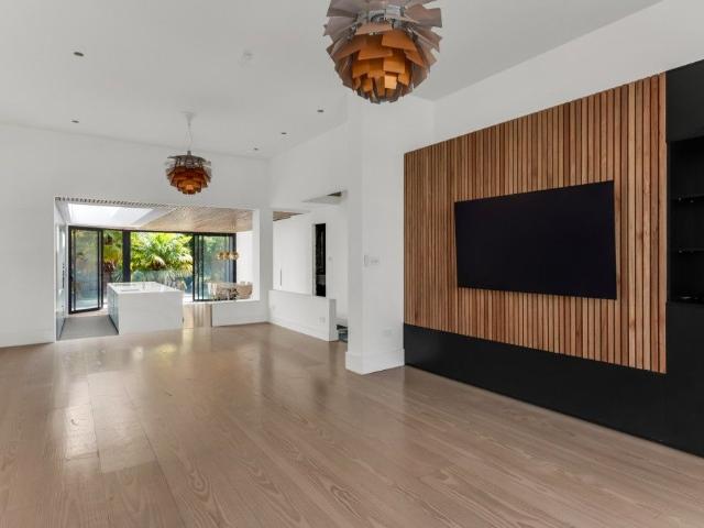 Apartment for rent in Muswell Hill, Greater London