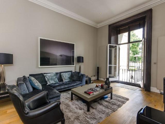 Apartment for rent in Brompton, Greater London