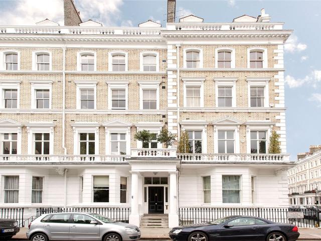 Apartment for rent in Brompton, Greater London