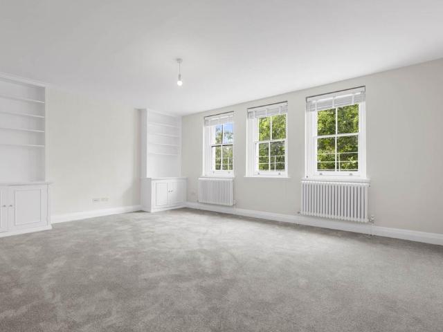 House for rent in Brompton, Greater London