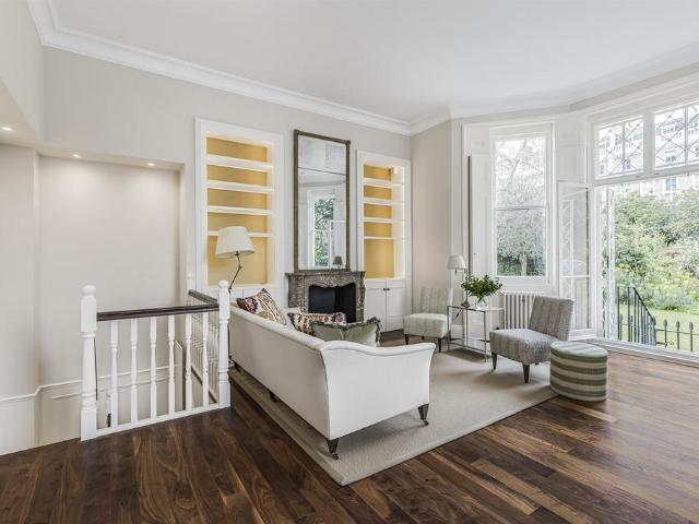 Apartment for rent in Brompton, Greater London