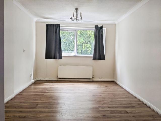 Apartment for rent in Wallington, Greater London