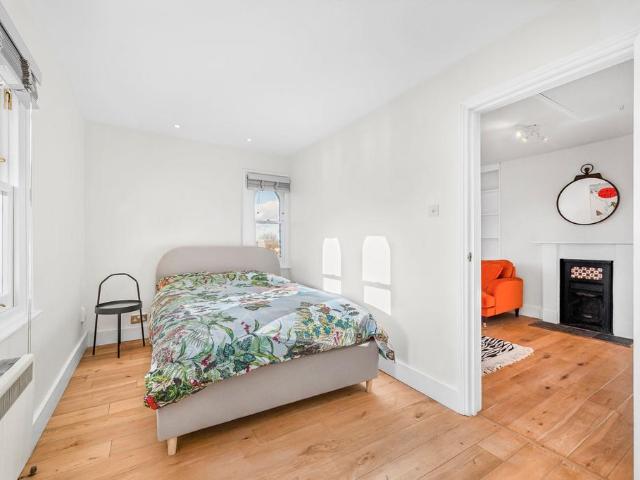Apartment for rent in Petersham, Greater London