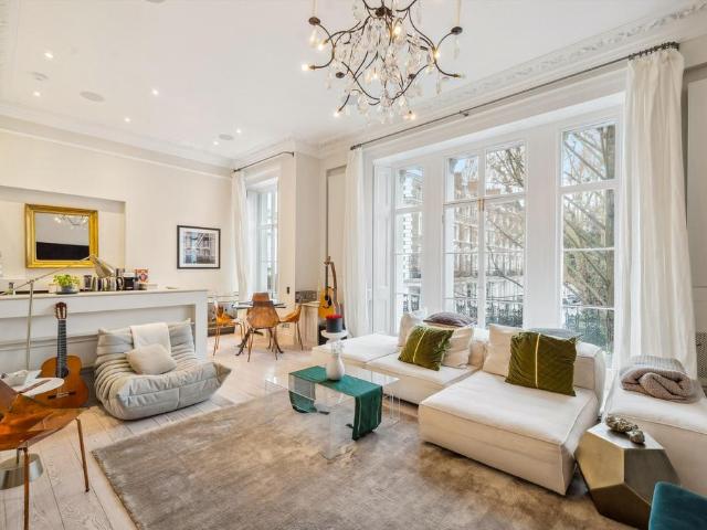 House for rent in Brompton, Greater London