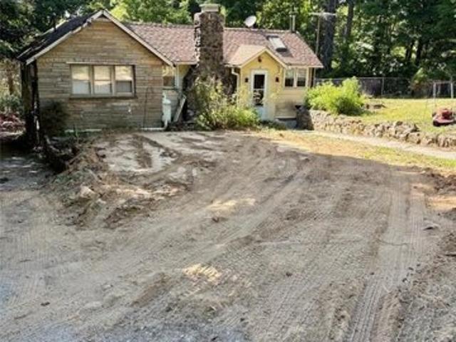 House for sale in Glenwood, New Jersey