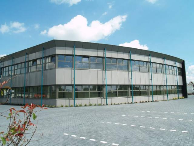 Bedrijfspand te huur in Ooij, Gelderland