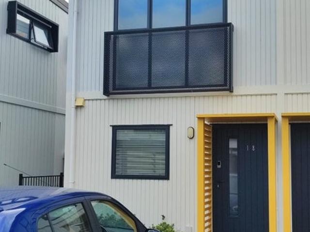 House for rent in Bellfield Estate, Papakura