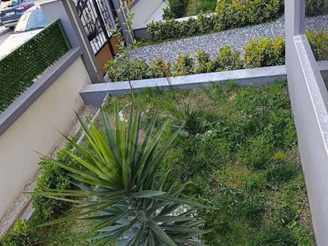 Karabağlar, İzmir içerisinde satılık mülk