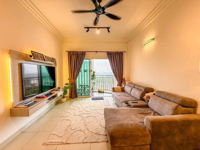 Condominium for sale in Petaling, Alam Impian