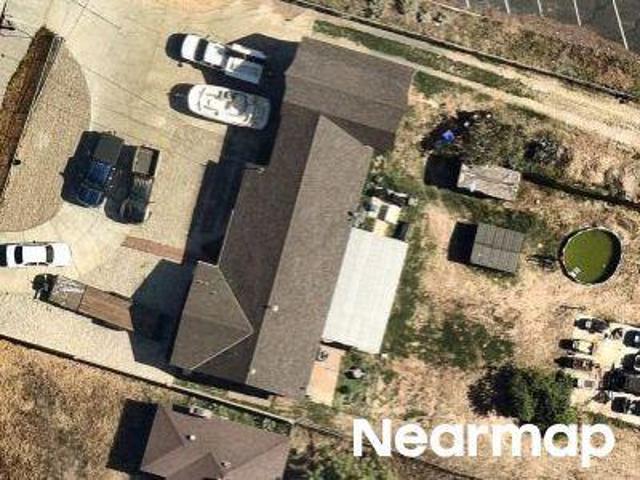 House for sale in Riverside