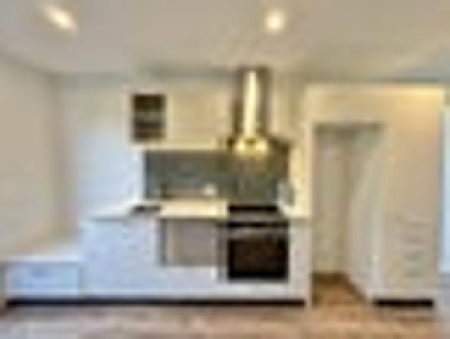 Townhouse for rent in Heathcote, Canterbury
