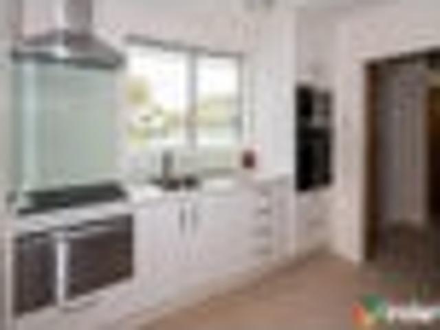 House for rent in Heathcote, Canterbury
