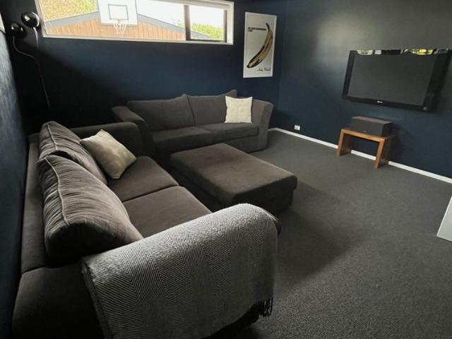 House for rent in Chaslands, Canterbury