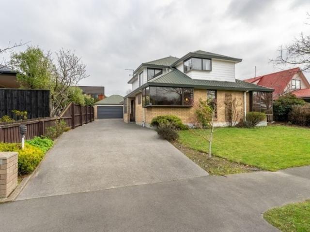 House for rent in Chaslands, Canterbury